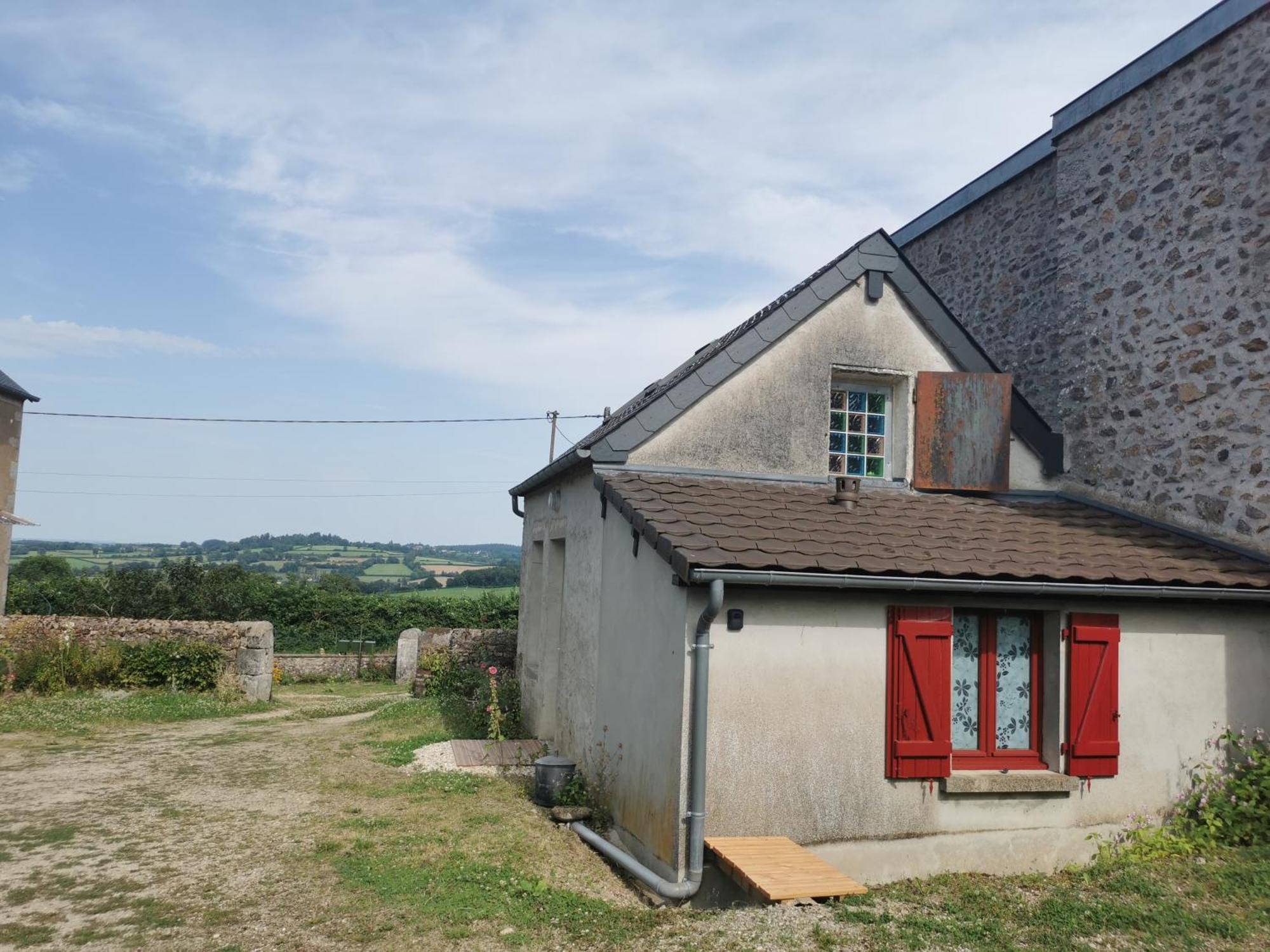 Quarré-les-TombesChez Norbert别墅 外观 照片